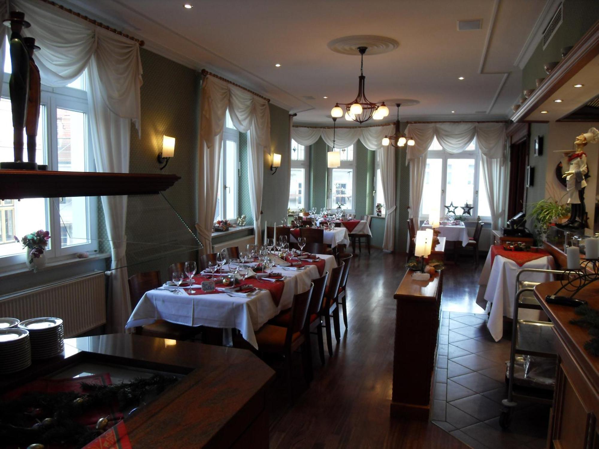 Hotel Fuersteneck ベルンブルク エクステリア 写真