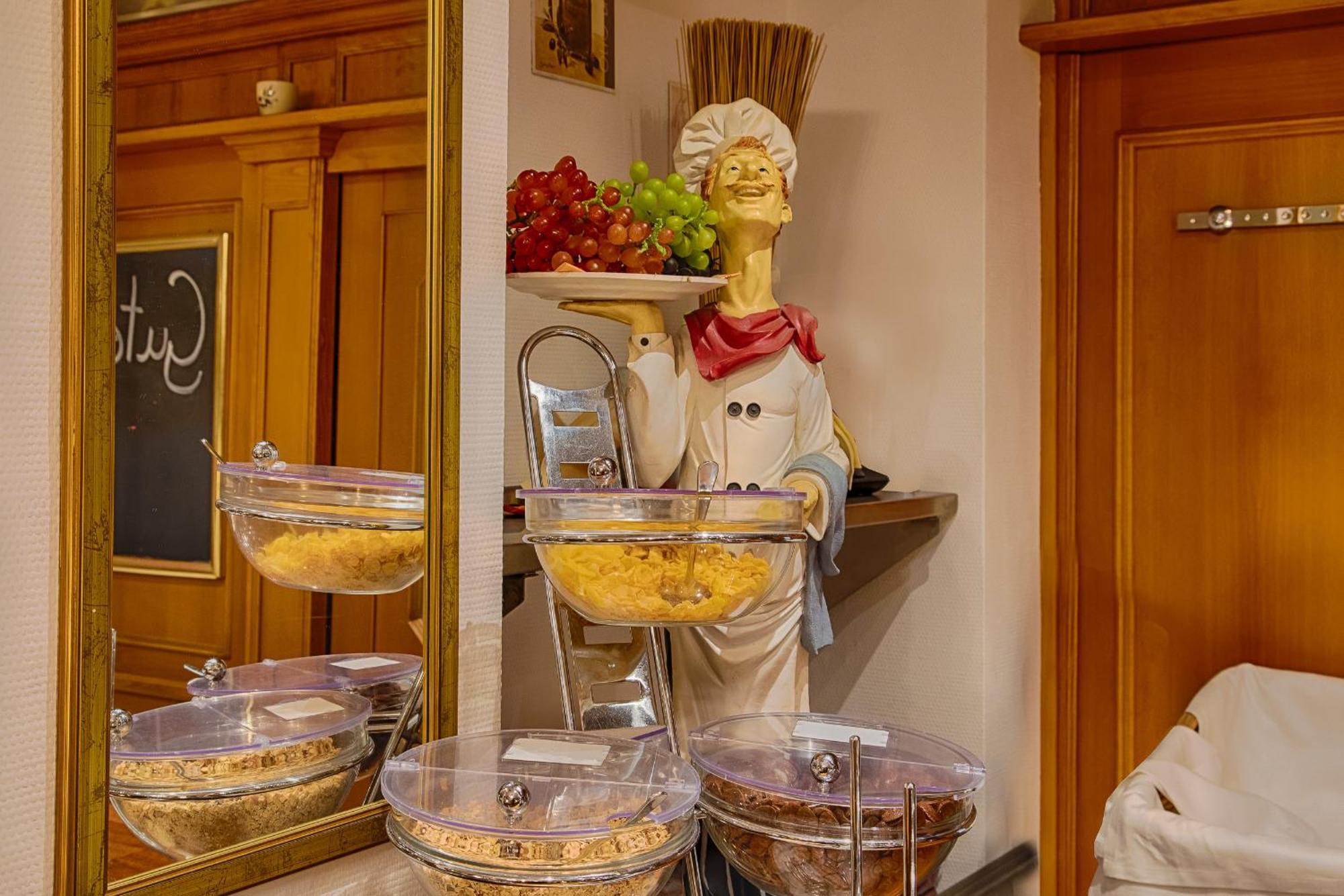 Hotel Fuersteneck ベルンブルク エクステリア 写真