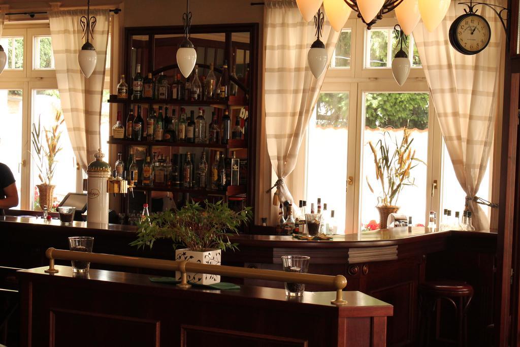 Hotel Fuersteneck ベルンブルク エクステリア 写真